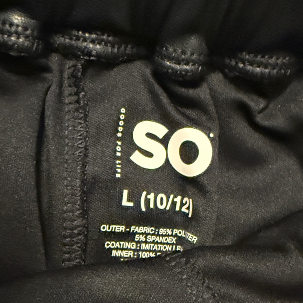 Adorable Black Faux Leather Mini Skort - Picture 3 of 4